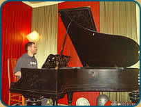 piano Gustík