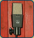 citlivka AKG C414 je typický mikrofon pro nahrávání vážné hudby C414 mikrofon